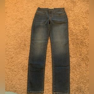Girls Levi’s legging style jeans size 12
